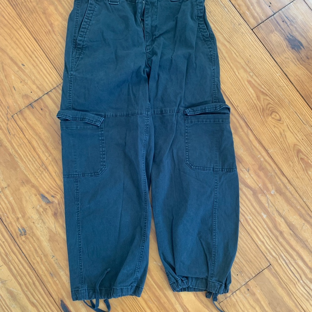 Old Navy Charcoal Cargo Pants